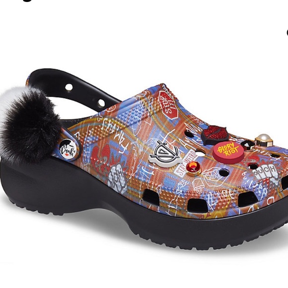 Disney 101 Dalmatians Cruella de Vil Platform Crocs Limited Edition NWT - Picture 5 of 12